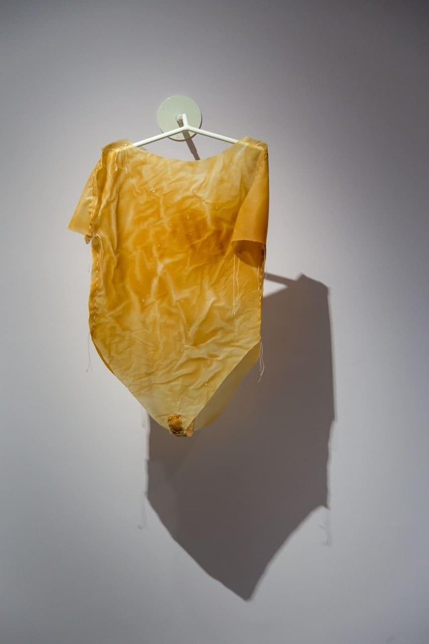 costumes en forme de body en latex